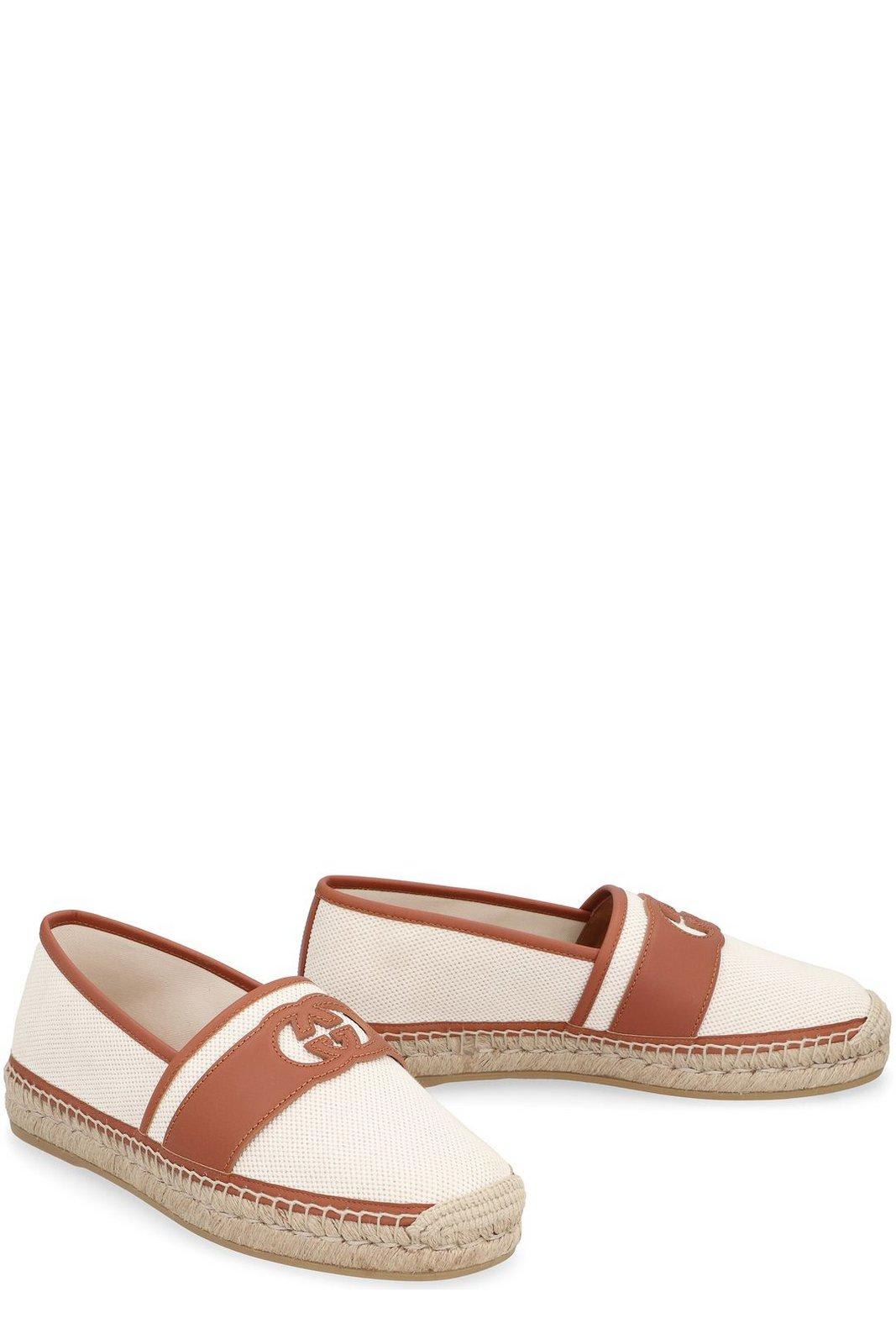 Shop Gucci Logo Cut-out Slip-on Espadrilles In Beinaturalharnbro