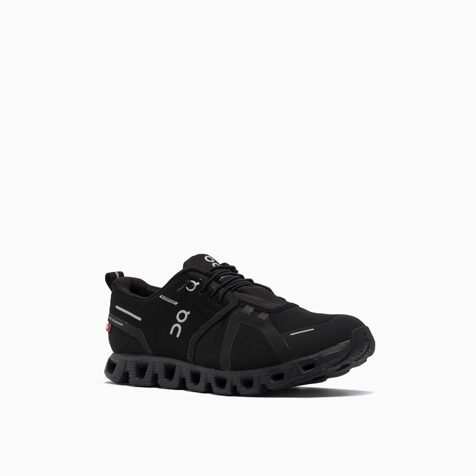 Shop On Cloud 5 Waterproof Sneakers 59.98838 In Black