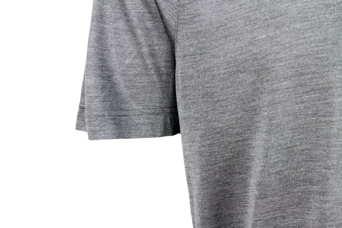 Shop Barba Napoli 100% Luxury Silk Crew-neck Short-sleeved T-shirt With Slits On The Bottom In Grey