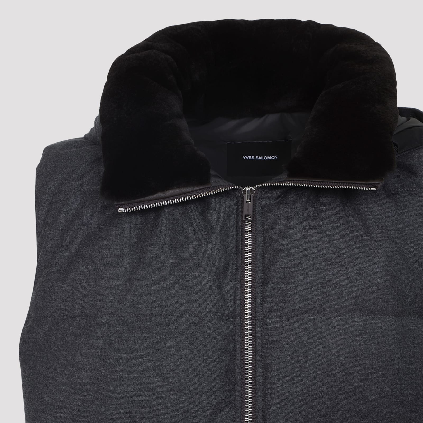 Yves Salomon Quilted Down-filled Mink Gilet With Contrast Lining In Black