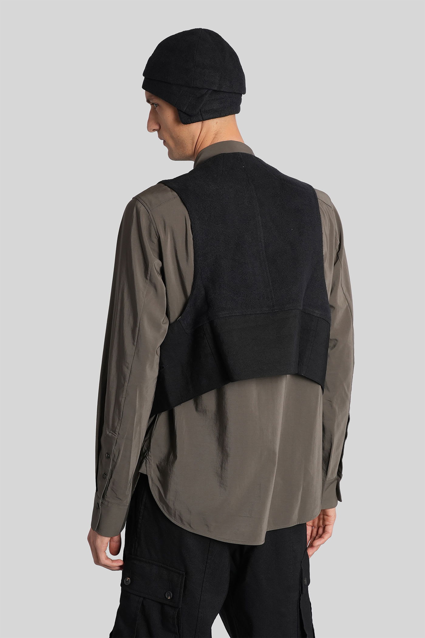 Ziggy Chen Vest In Black Wool In Black