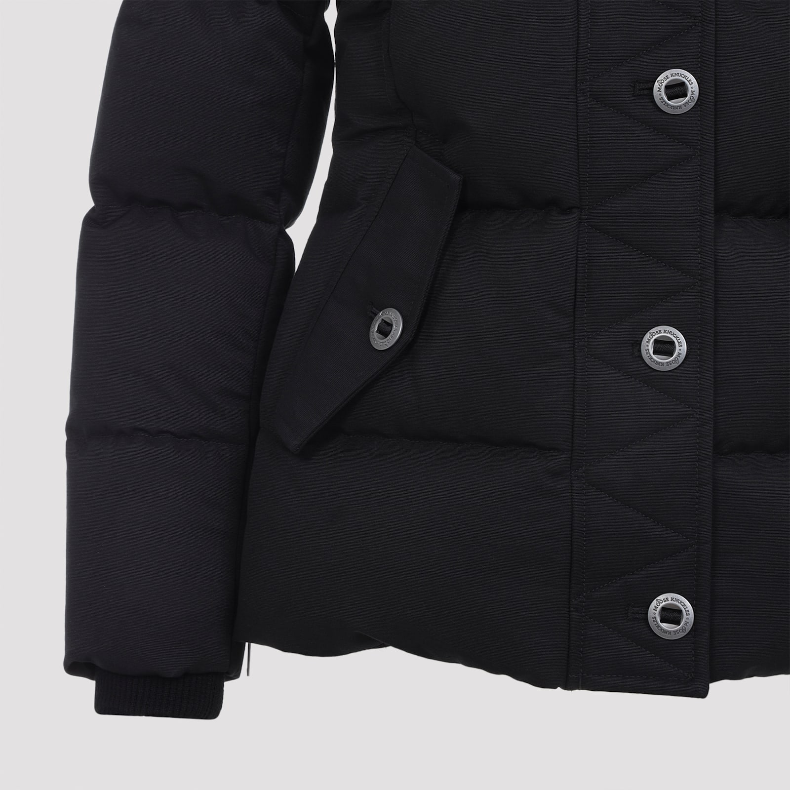 Moose Knuckles Hooded Quilted Jacket Side Pockets In Black