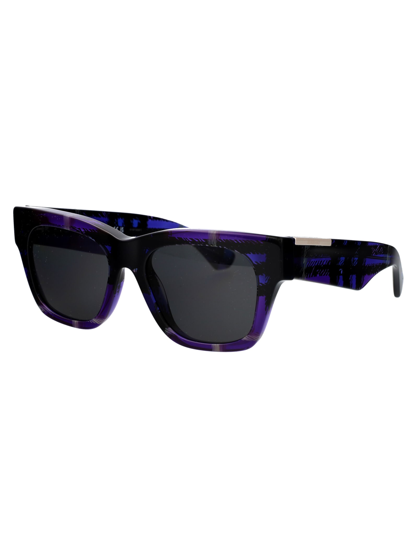 Burberry Eyewear Engraved-logo Rectangle-frame Sunglasses In 411387 Check Violet