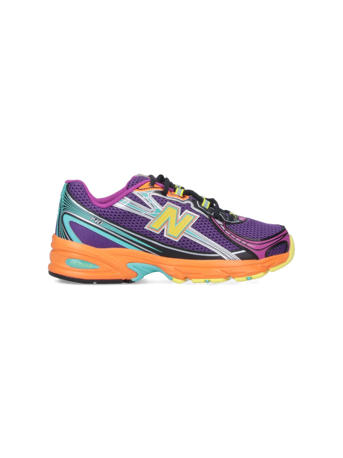 740 Sneakers