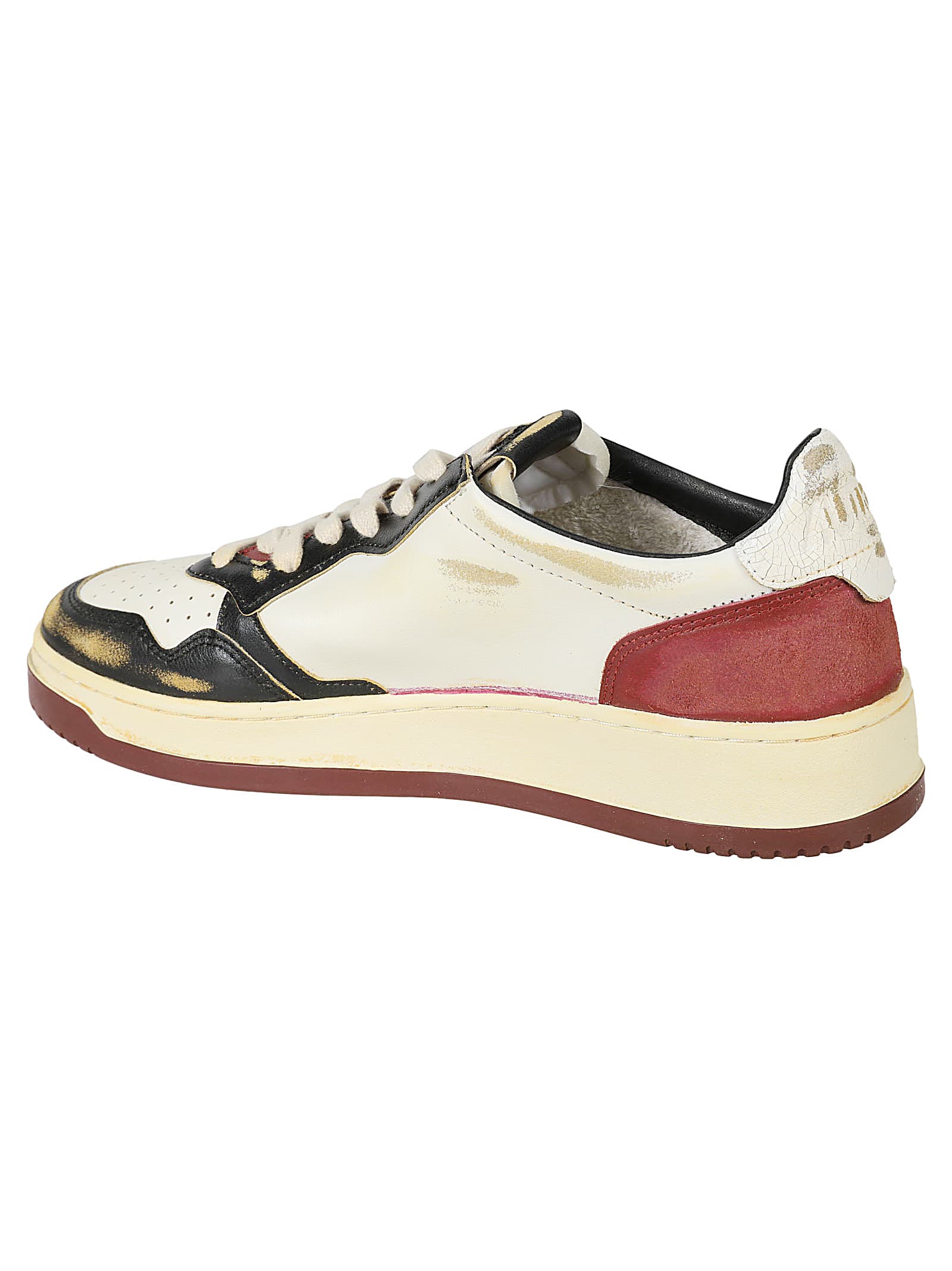 Shop Autry Super Vintage Low Sneakers In Blk/syrah