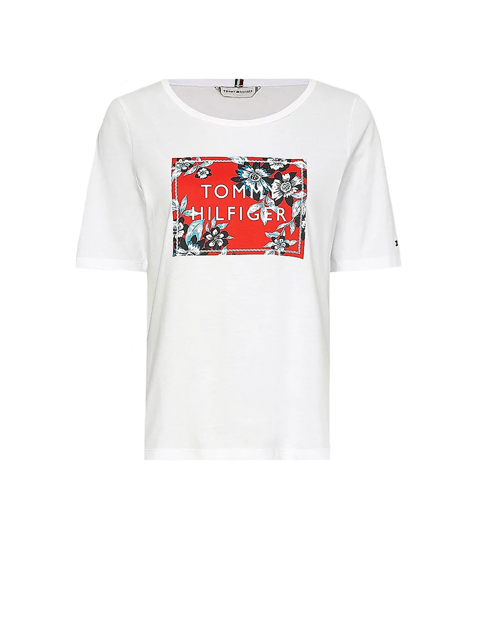 Tommy Hilfiger T-shirt With Front Logo