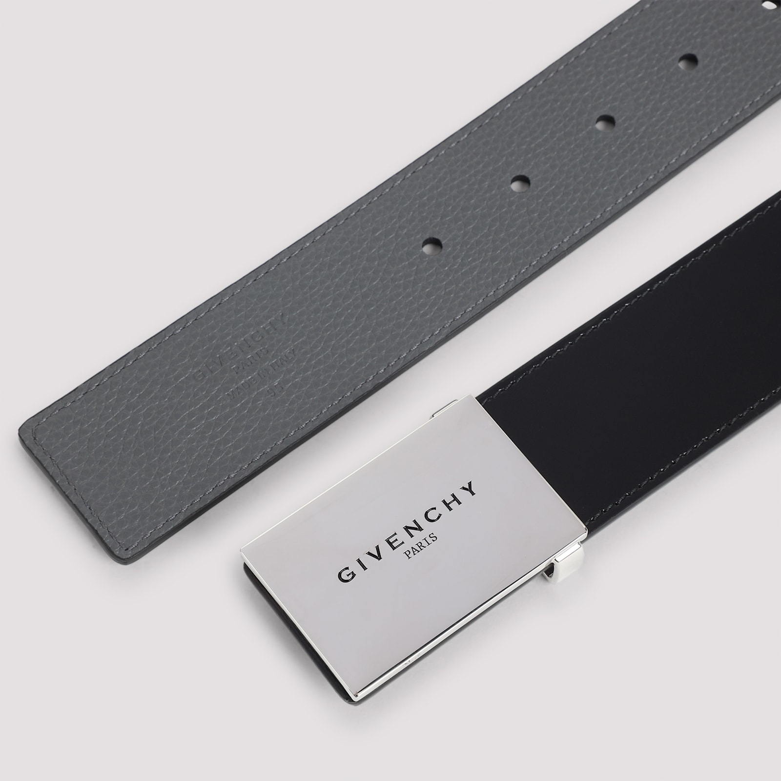 Givenchy Adjustable Reversible Metal Shape Belt In Black