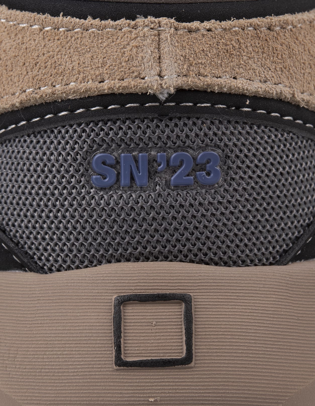 Shop Date Sn23 Collection Grey Sneakers In Hazel