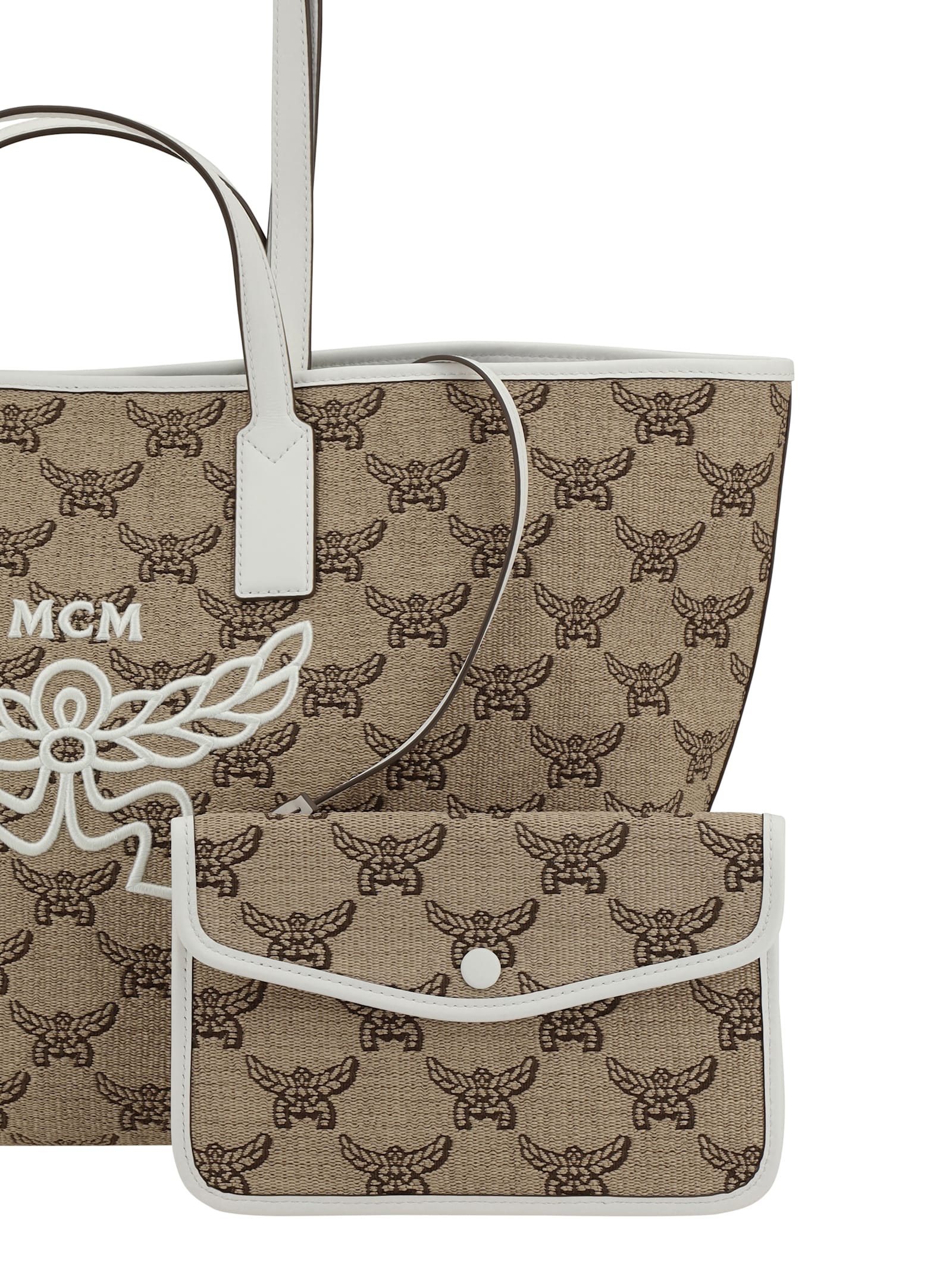 Mcm Medium Himmel Tote Bag In Natural