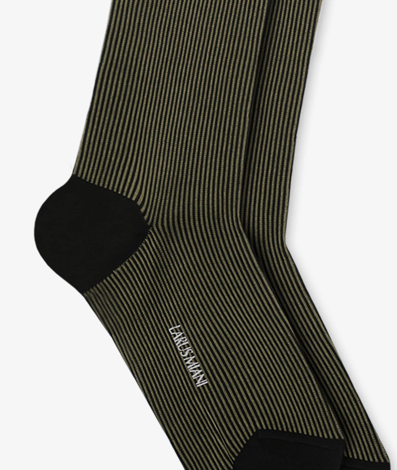 Larusmiani Striped Socks Socks In Green