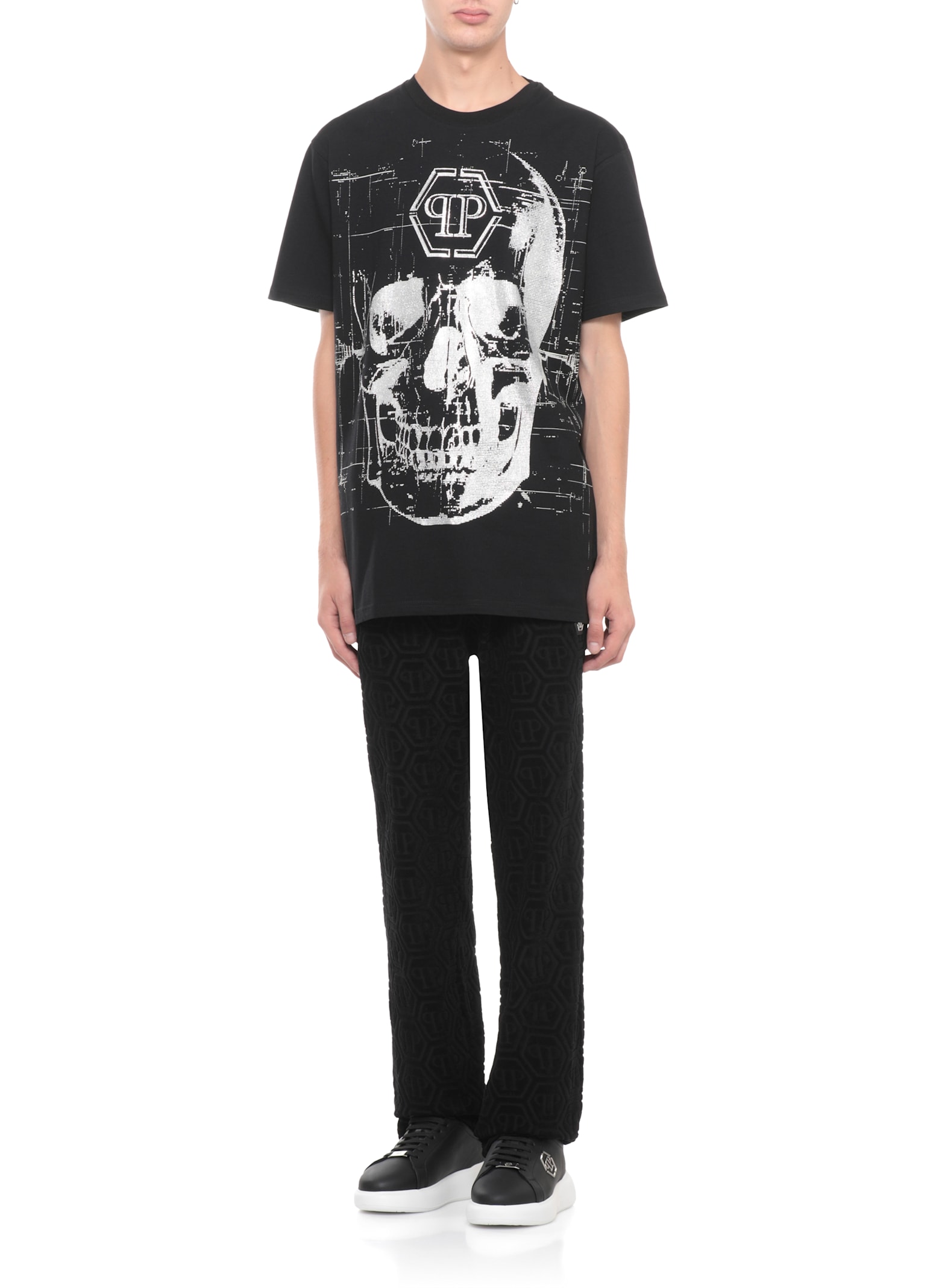 Philipp Plein Crew Neck Black T-shirt With Crystal Skull Design And Logo Patch In Black