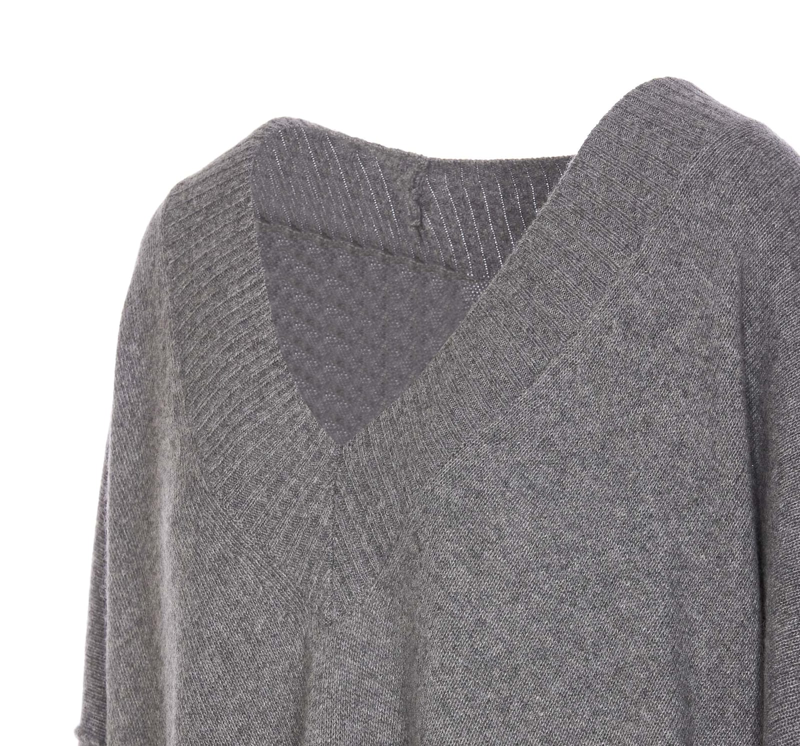 ESSENTIEL ANTWERP OVERSIZED V-NECK SWEATER 