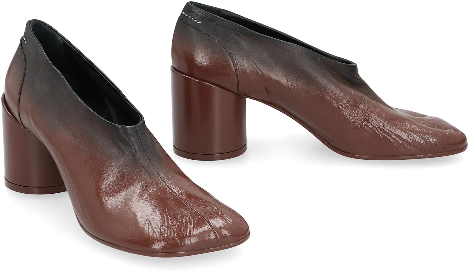 Mm6 Maison Margiela Décolleté Tabi In Leather In Brown