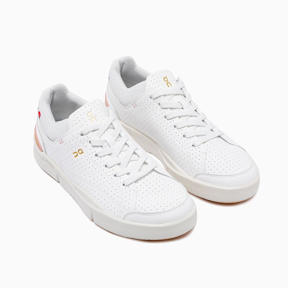 Shop On The Roger Centre Court Sneakers 3wd30241188 In White