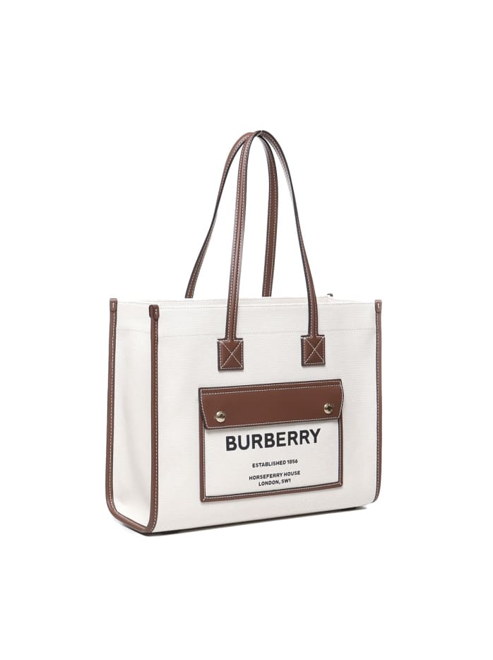 Shop Burberry Small Freya Tote In Natural/tan