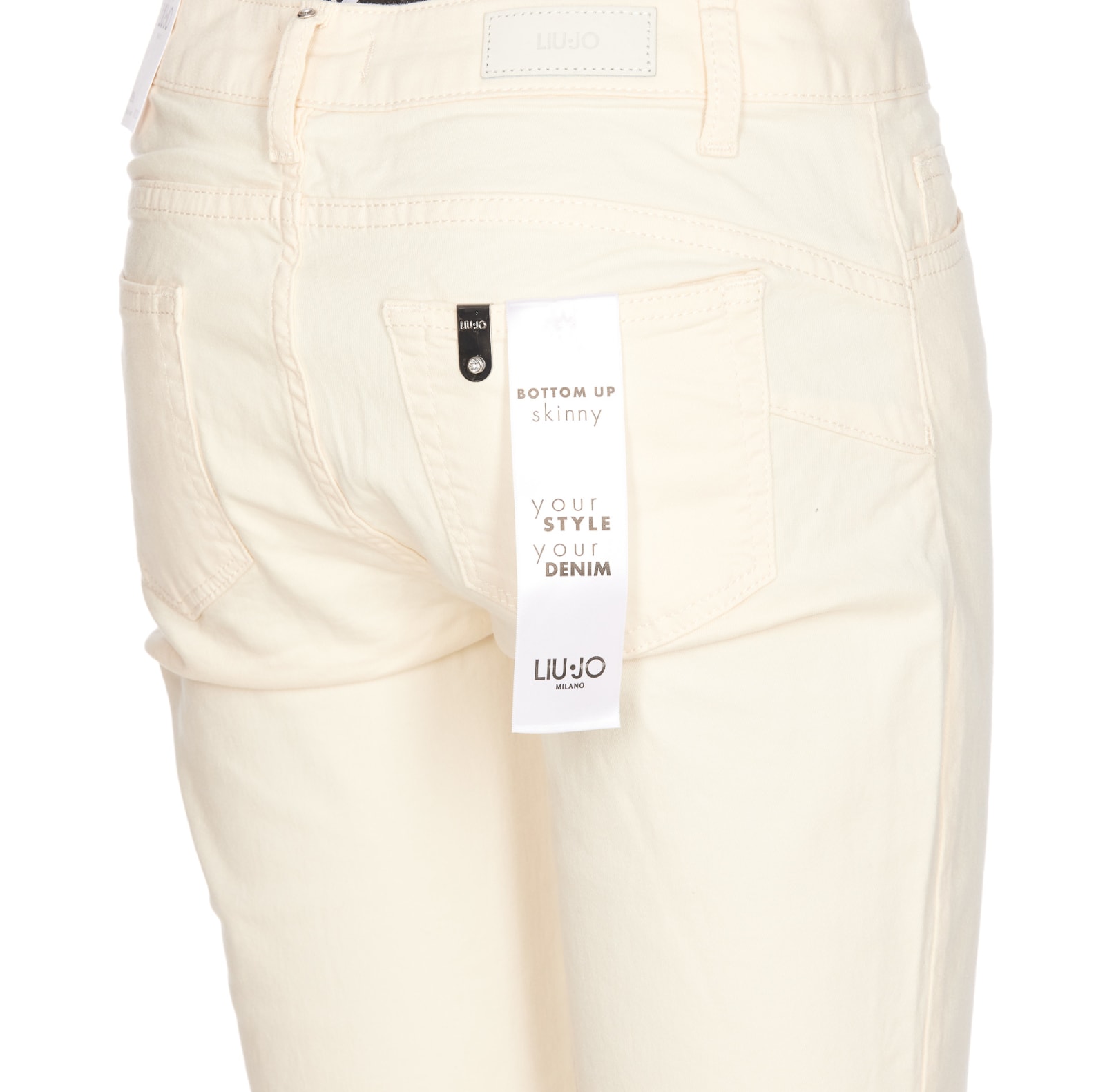 Shop Liu •jo Pants In White