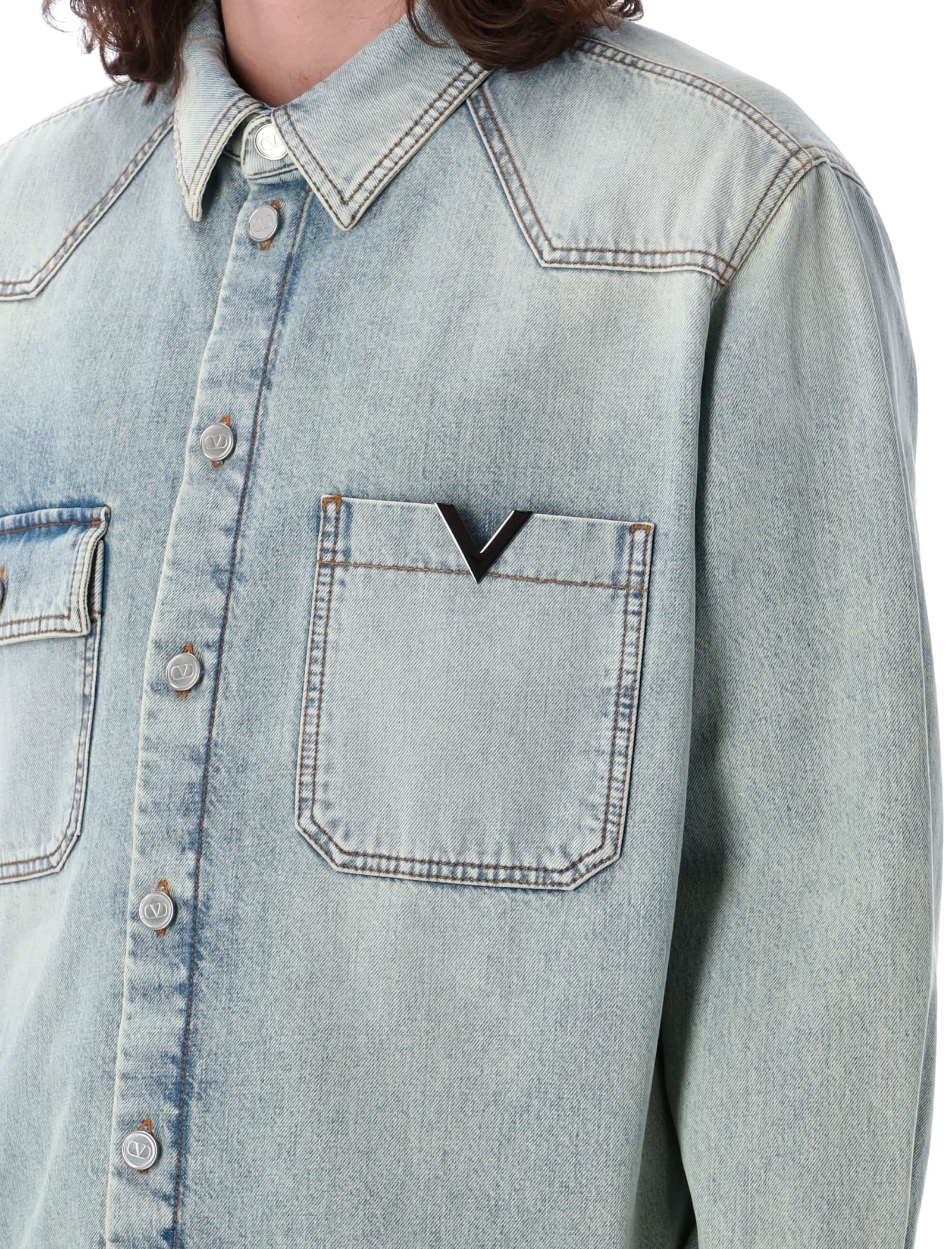 Valentino Logo-embossed Denim Jacket In Ligh Blue