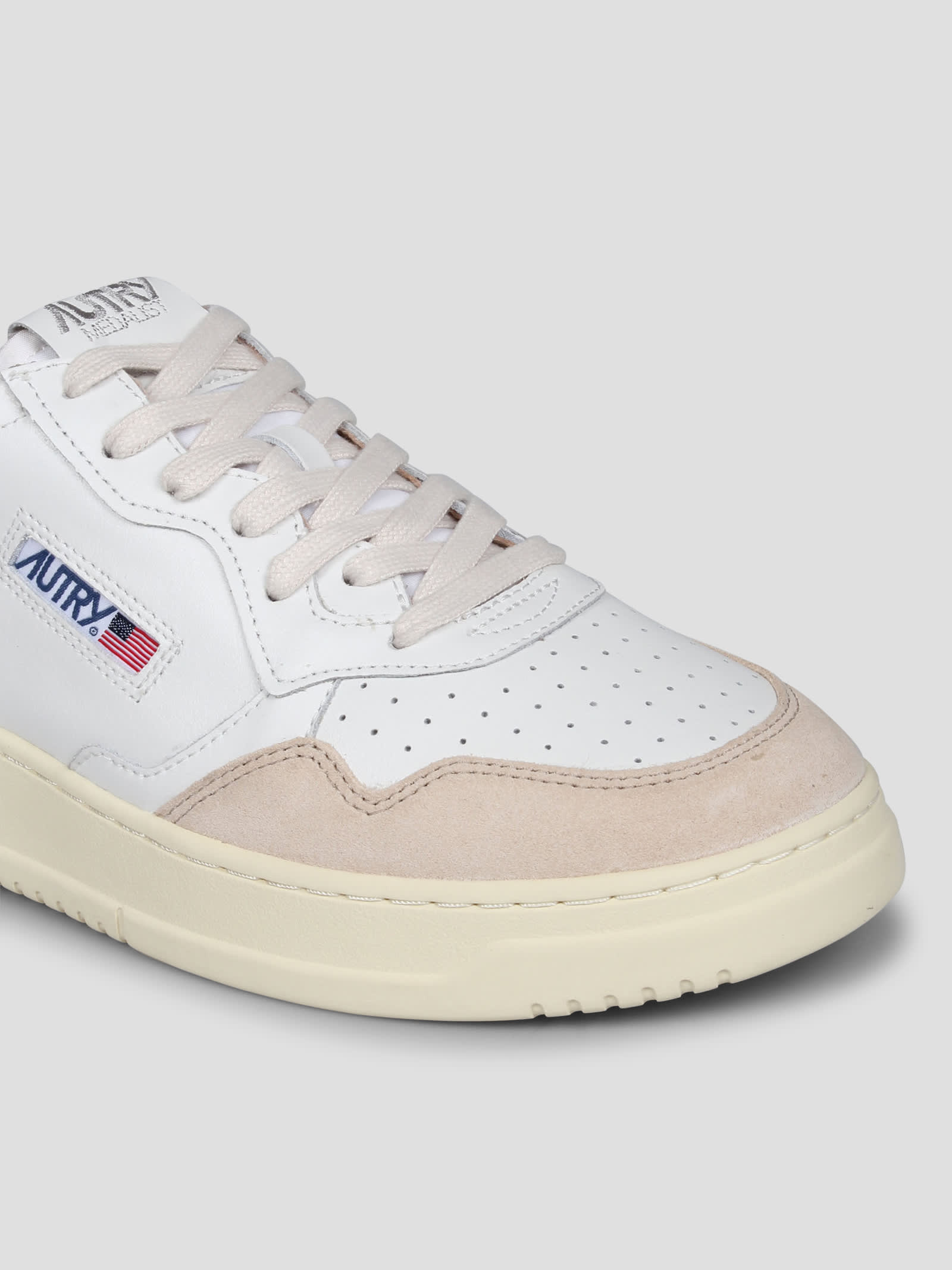 Shop Autry Medalist Low Sneakers In White