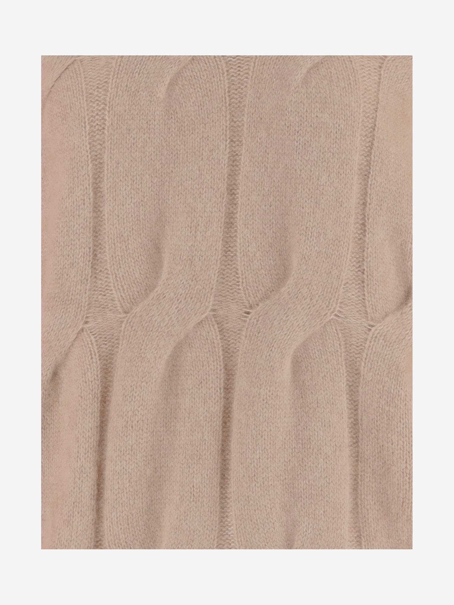 Allude Cashmere And Silk Cable Knit Sweater In Neutral