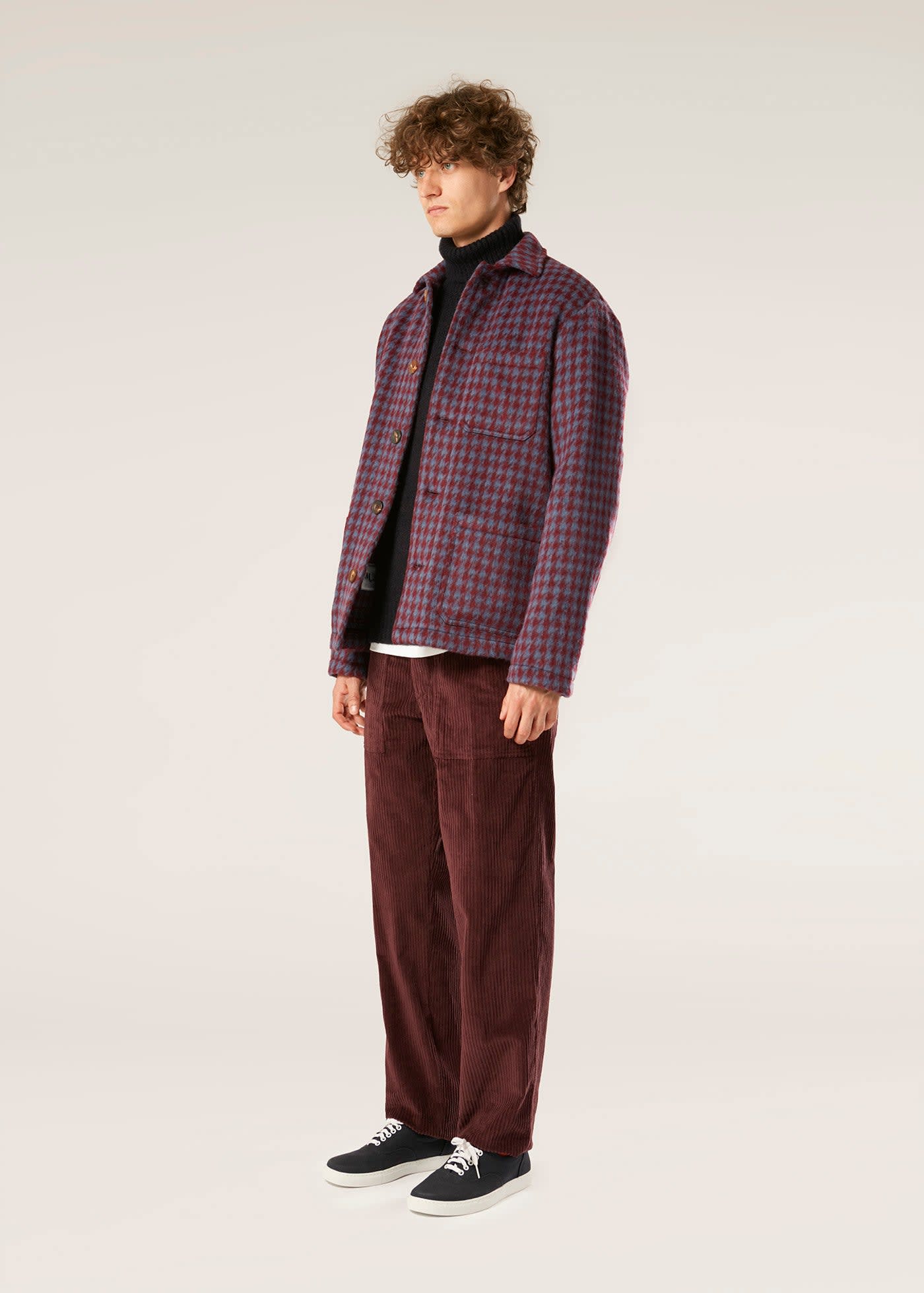 Doppiaa Aantioco Burgundy Pleated Stretch Cotton-corduroy Trousers In Burgundy