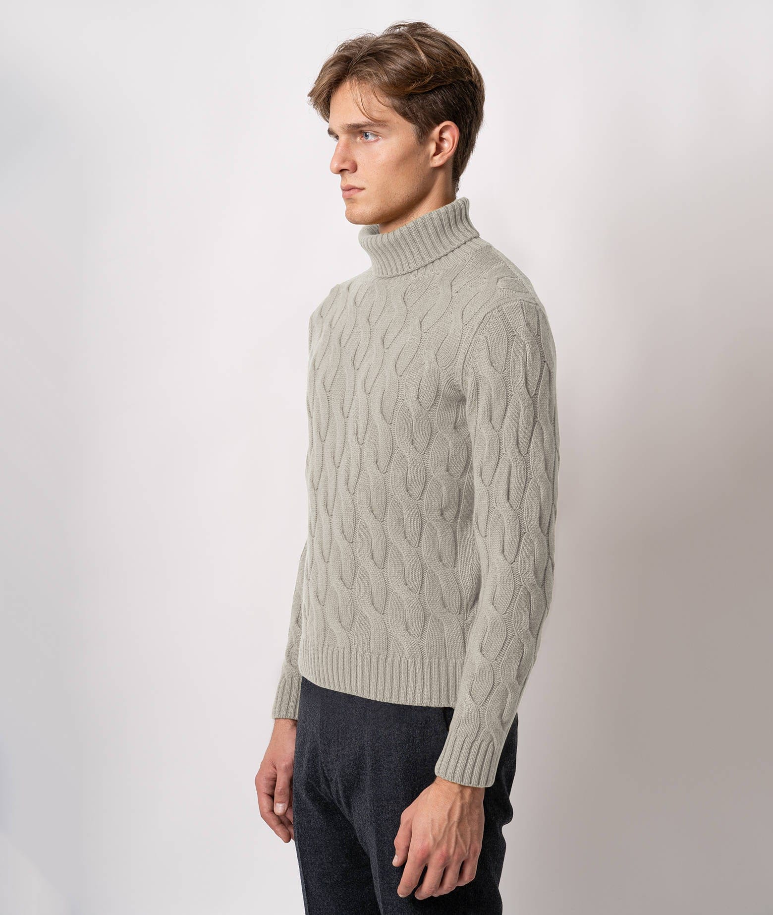 Larusmiani Turtleneck Sweater Col Du Pillon Sweater In Neutral