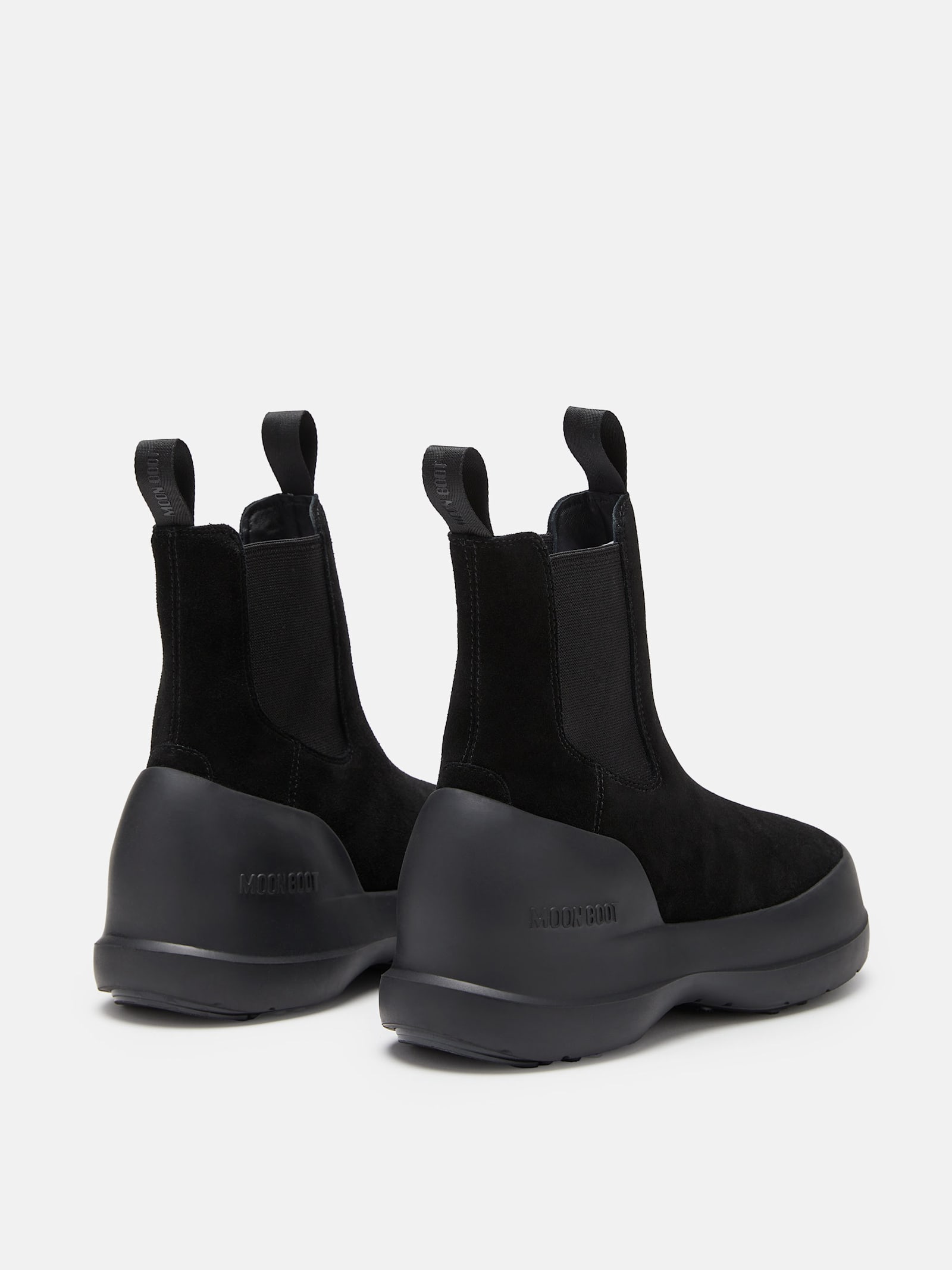 Shop Moon Boot Luna Chelsea In Black