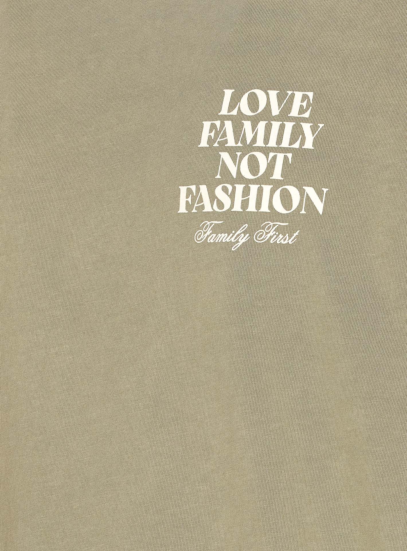 Family First Crew Neck Logo-print T-shirt In Green