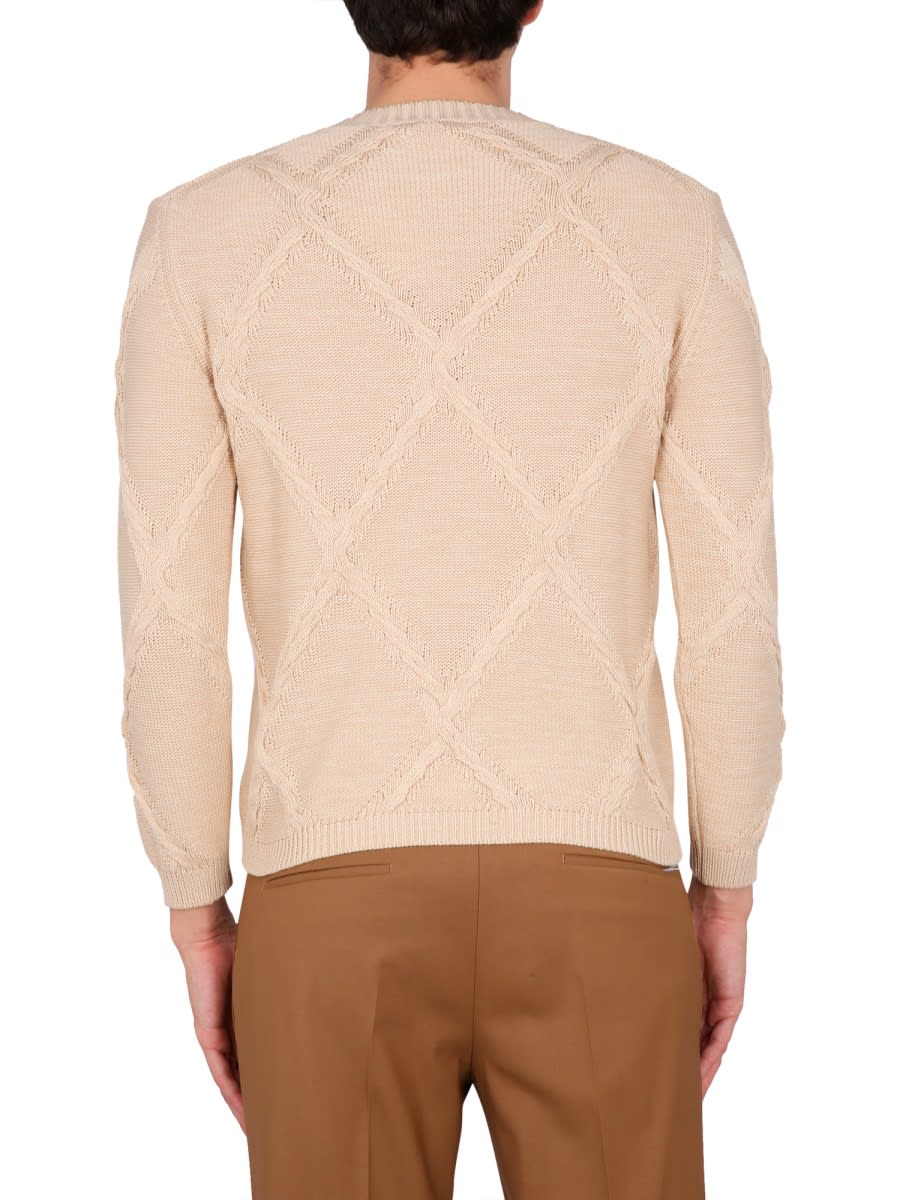 Ballantyne Cotton Cable Stitch Crew Neck Sweater In Beige
