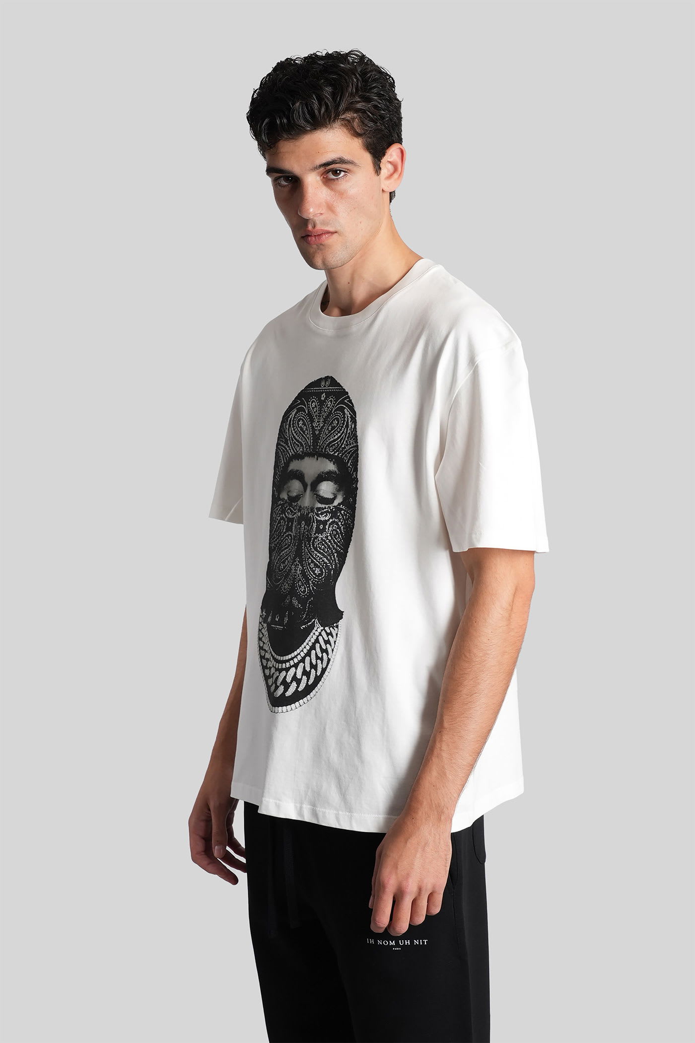 Ih Nom Uh Nit Graphic Print Crew-neck Short Sleeve T-shirt In White