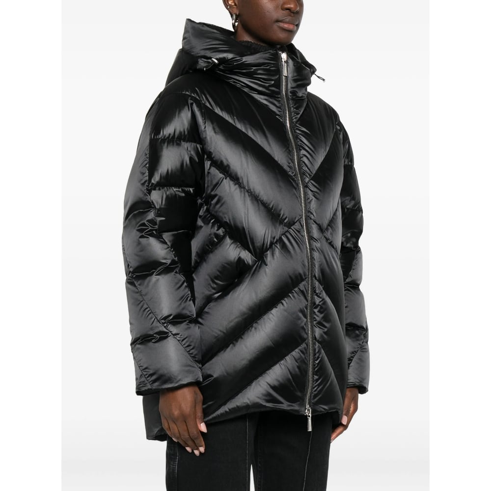 Moorer Wanita Down Jacket With Distinctive Quilted Design In Black