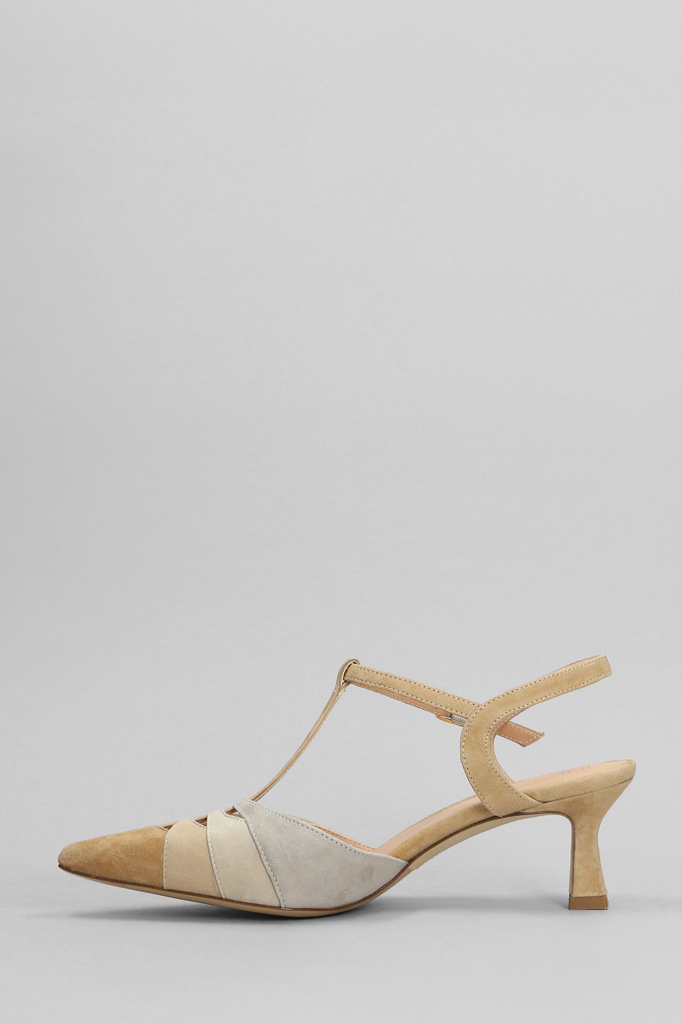 Julie Dee Pumps In Beige Suede