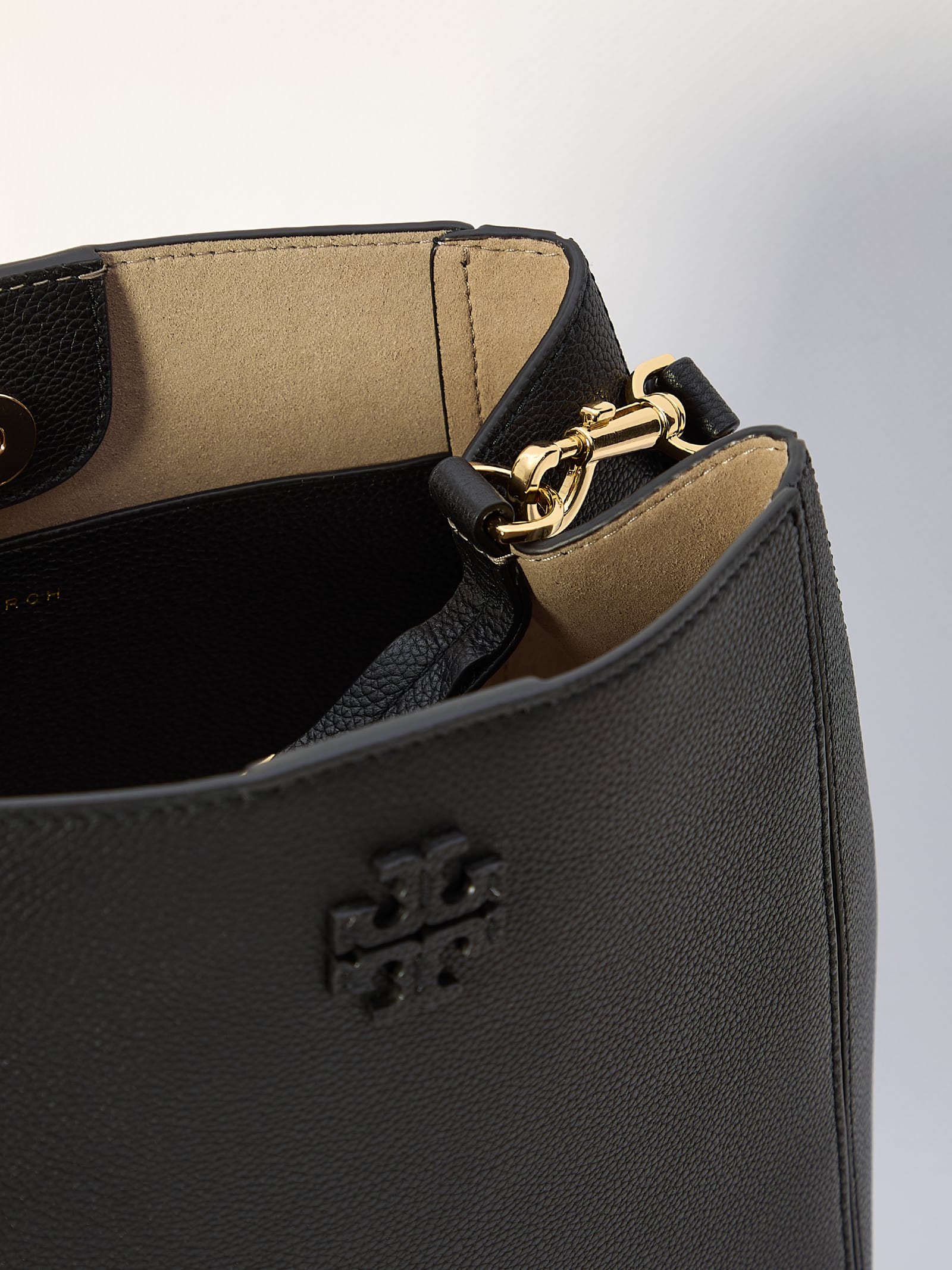 Shop Tory Burch Mcgraw Bucket Bag In Black