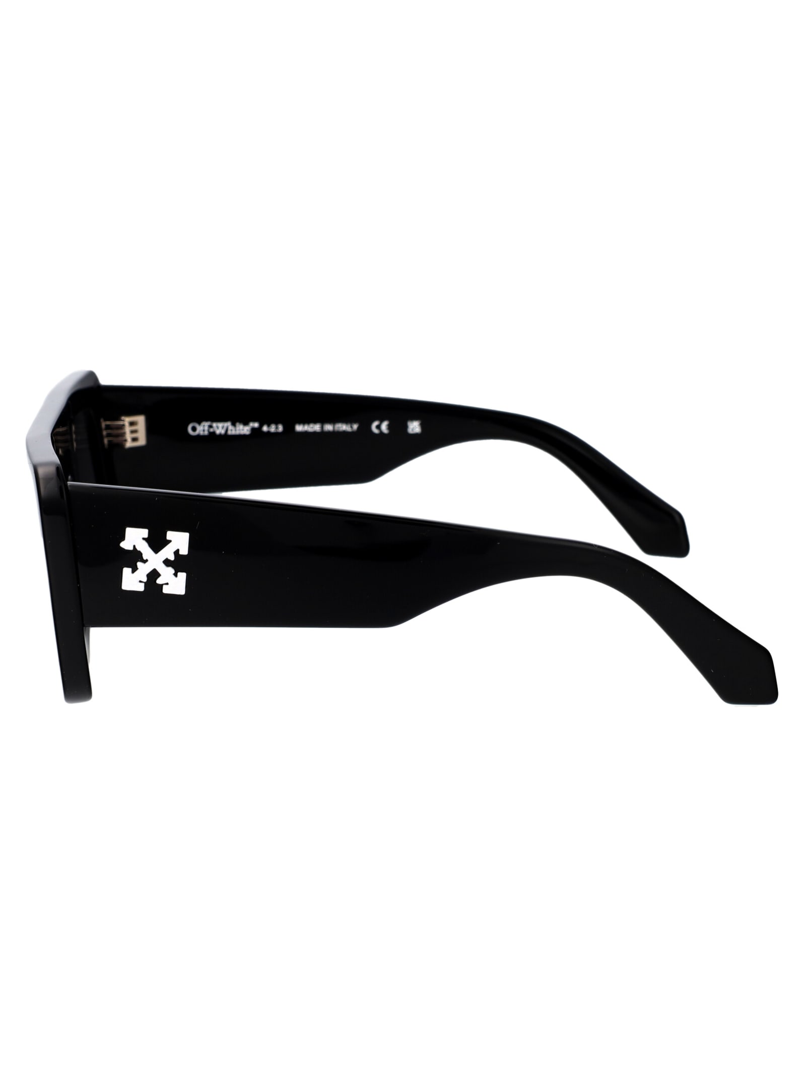 Shop Off-white Seattle Sunglasses In 1007 Black