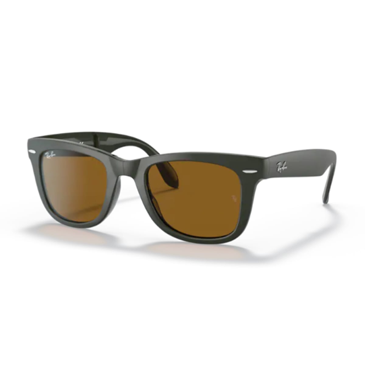 Shop Ray Ban Folding Wayfarer Rb4105 Sunglasses In Verde