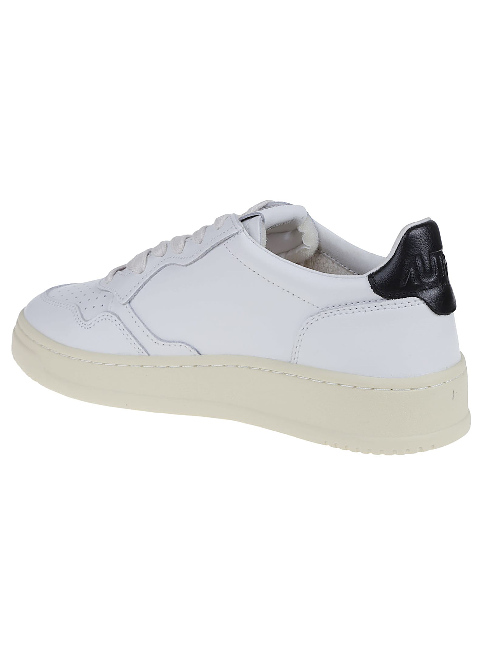 Autry Medalist Low Sneakers In Multi