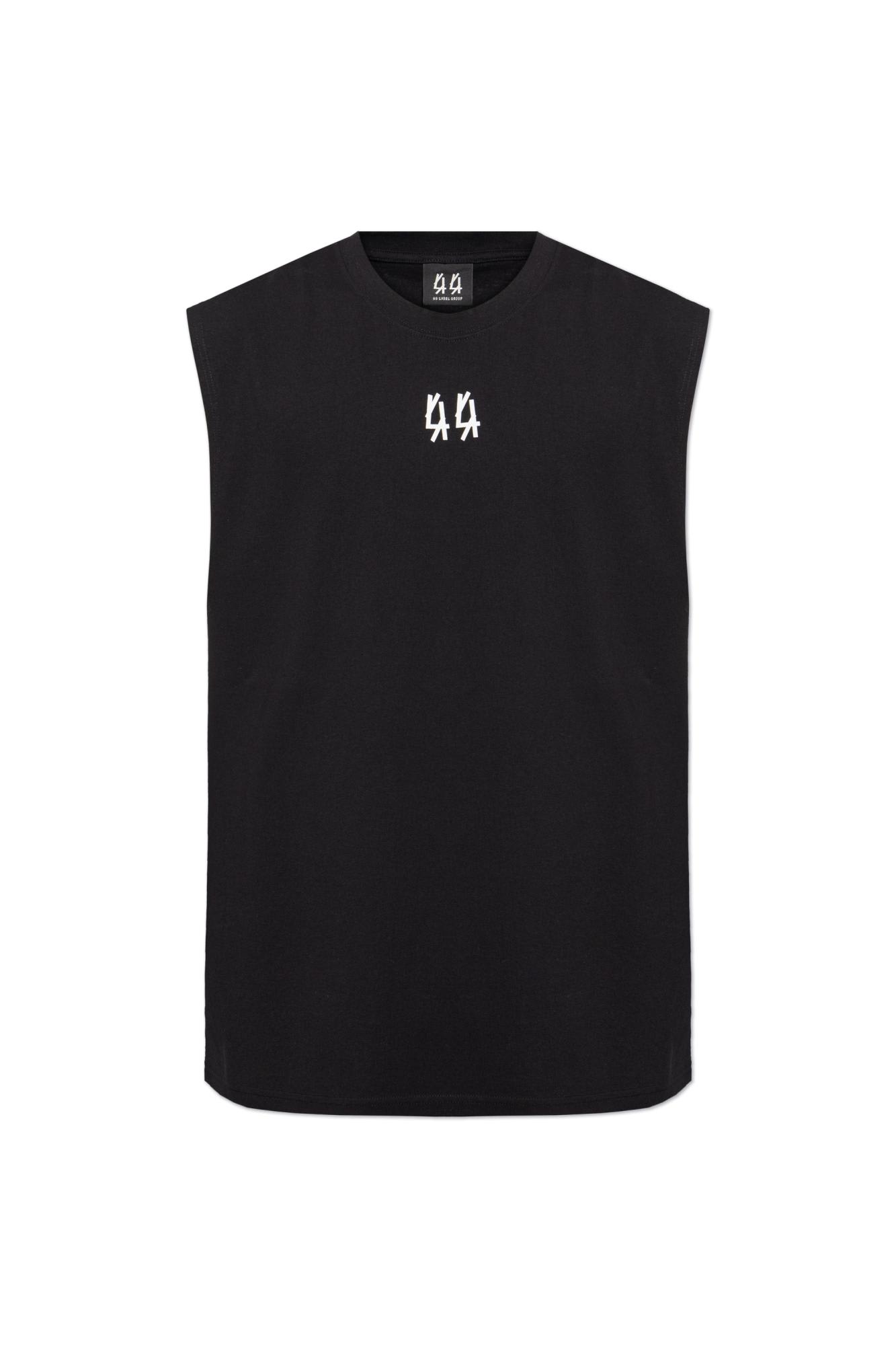 Sleeveless T-shirt