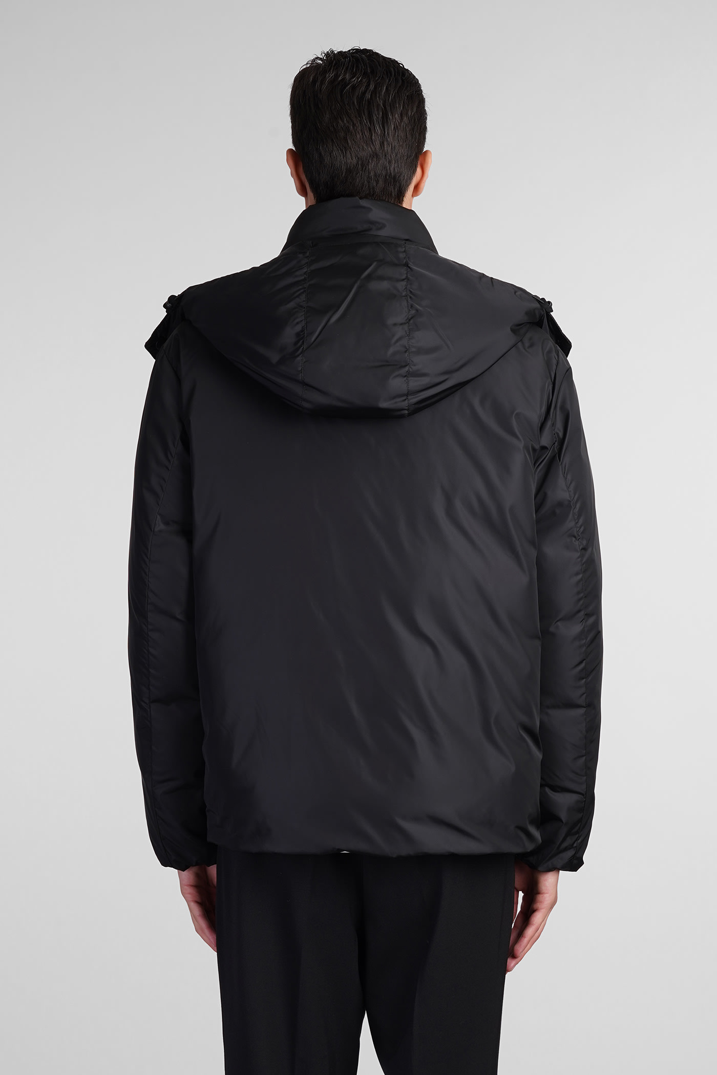 ASPESI BYRON PUFFER IN BLACK POLYAMIDE 