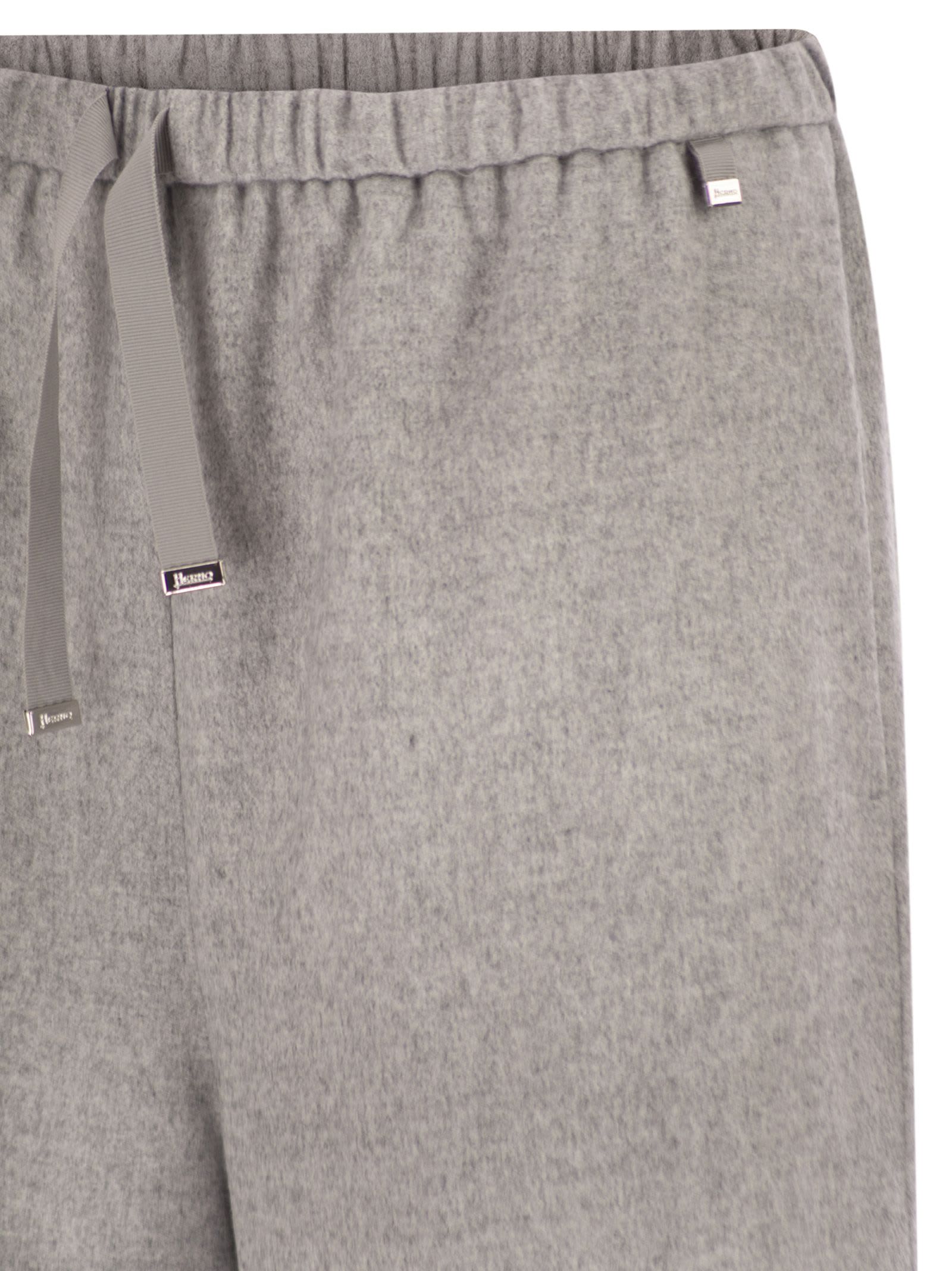 Herno Resort Trousers In Cashmere And Silk In Gray