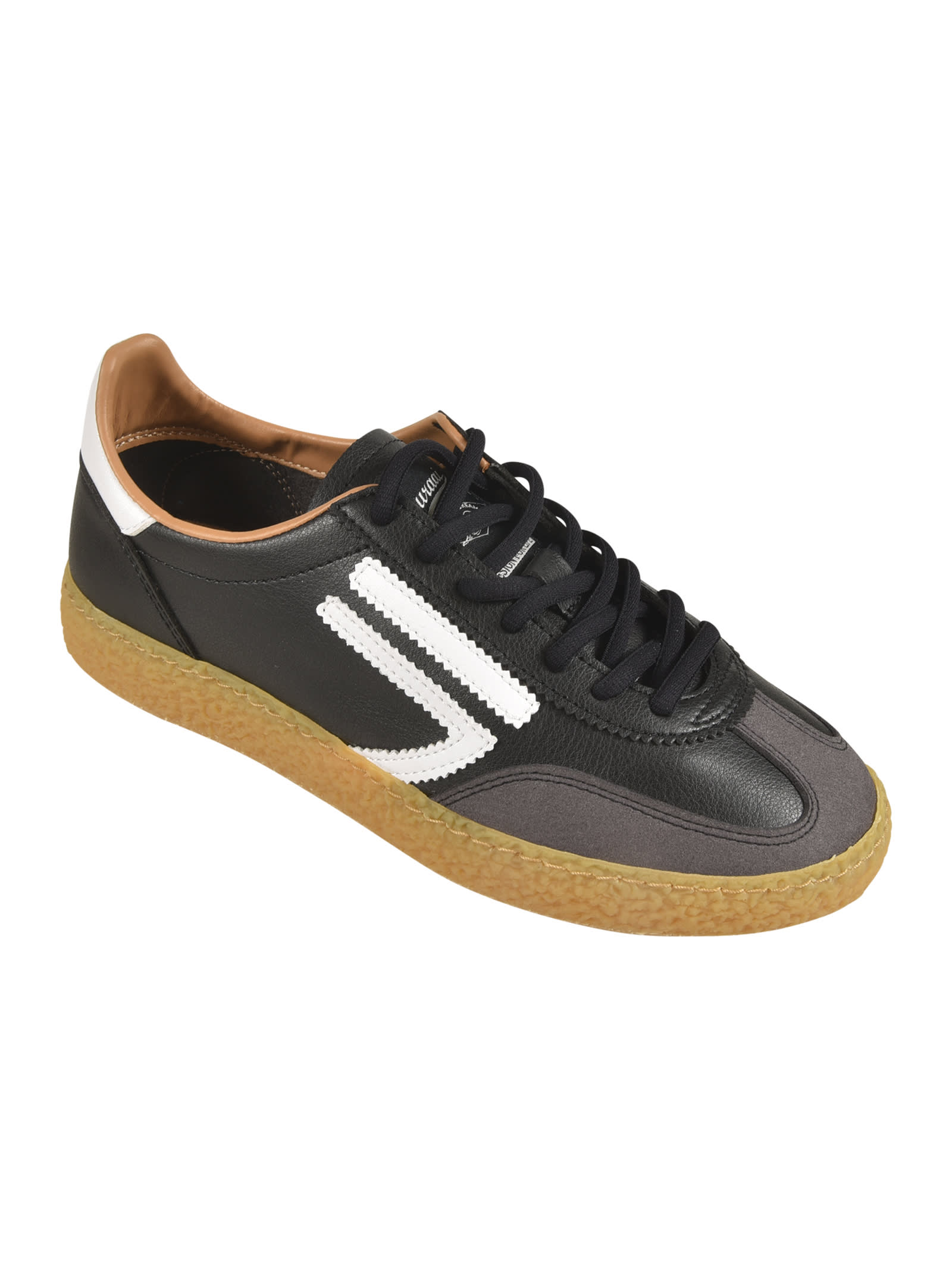 Puraai Classic Lace-up Sneakers In Jet Black
