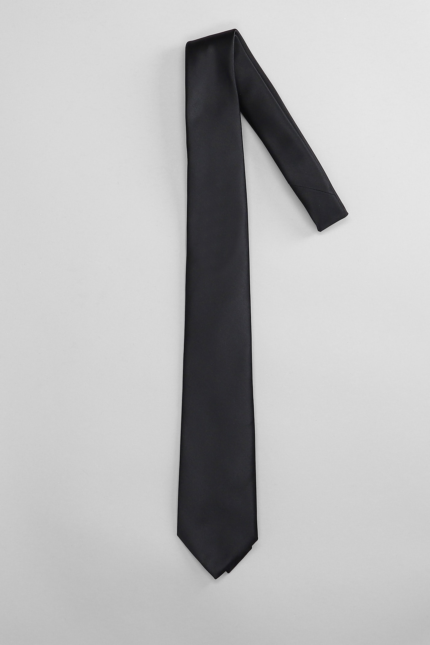 Emporio Armani Silk Tie In Black