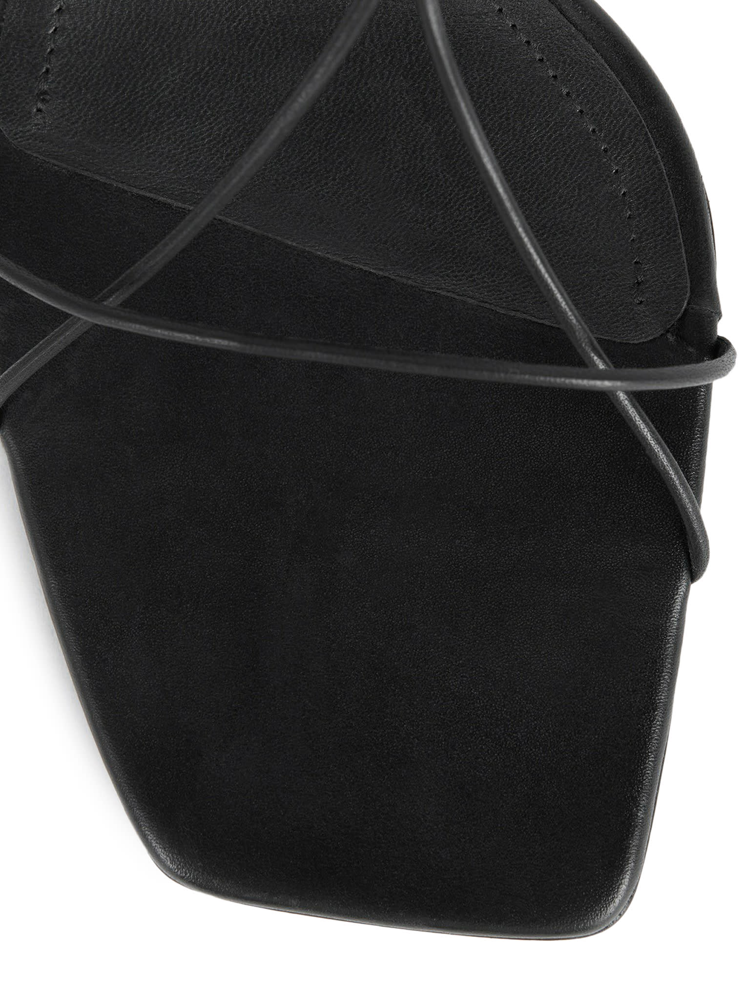 Shop Totême The Leather Knot Sandal In Black
