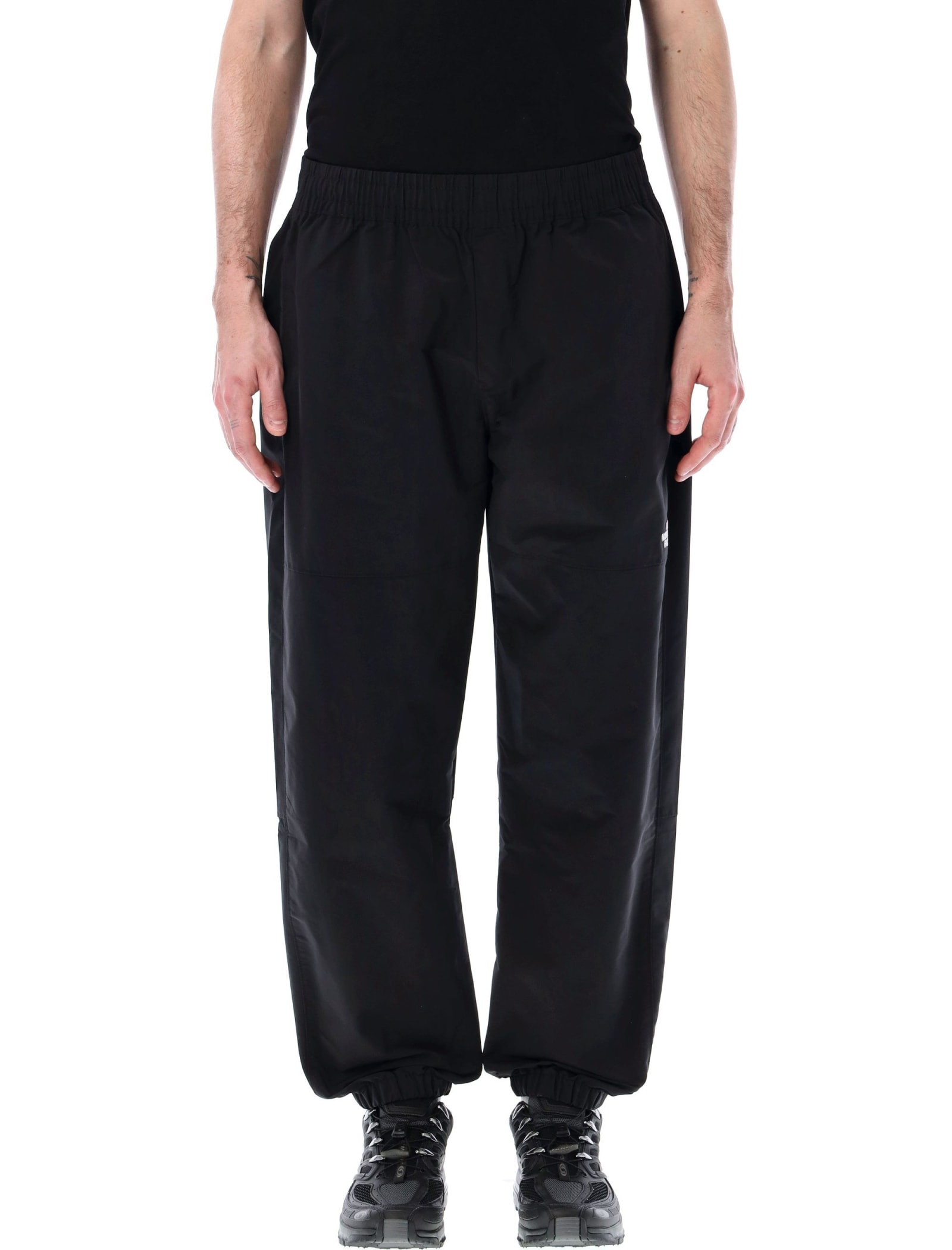 The North Face Relaxed Fit Jogging Pants Featuring Pockets In Black