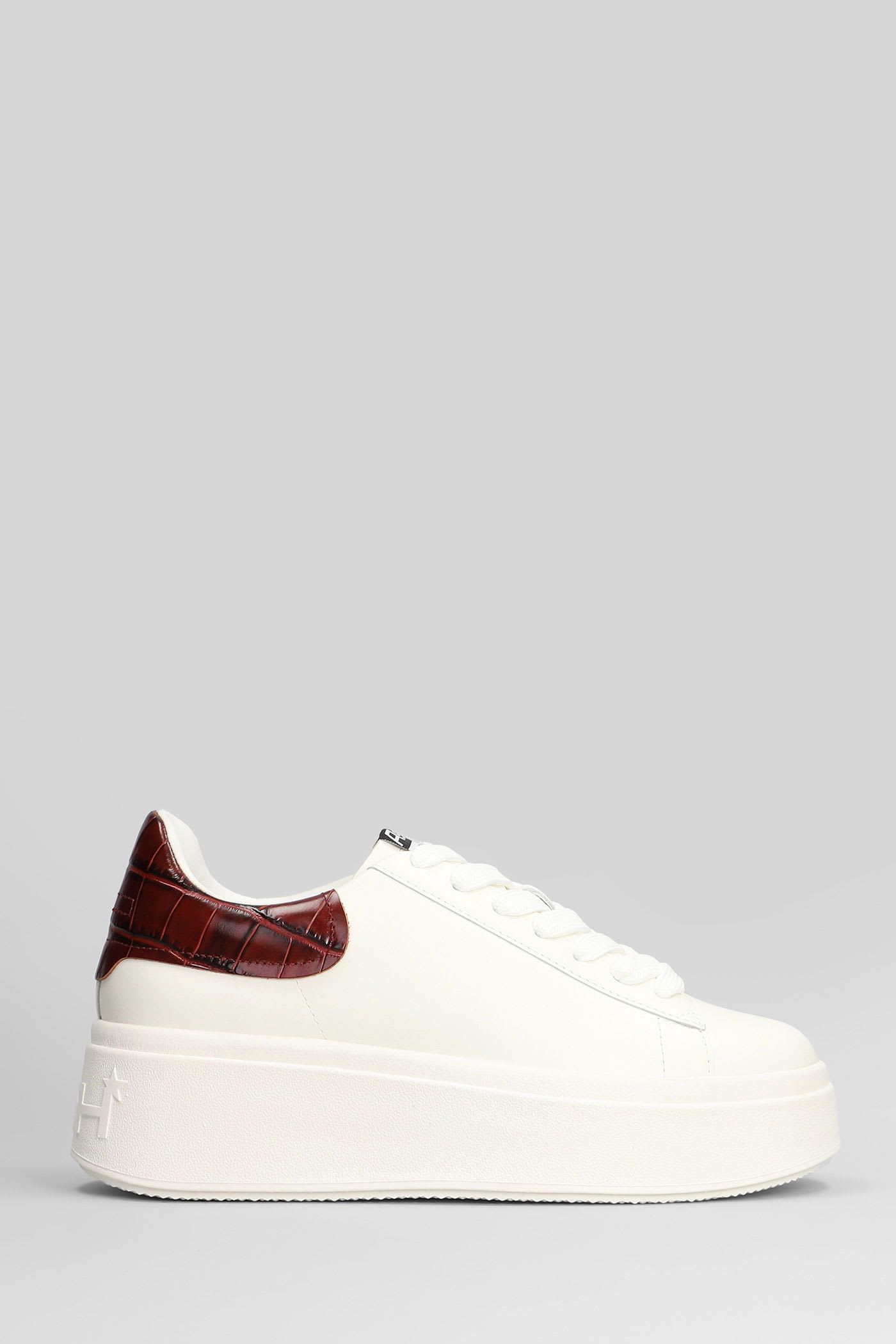 Moby Sneakers In White Leather