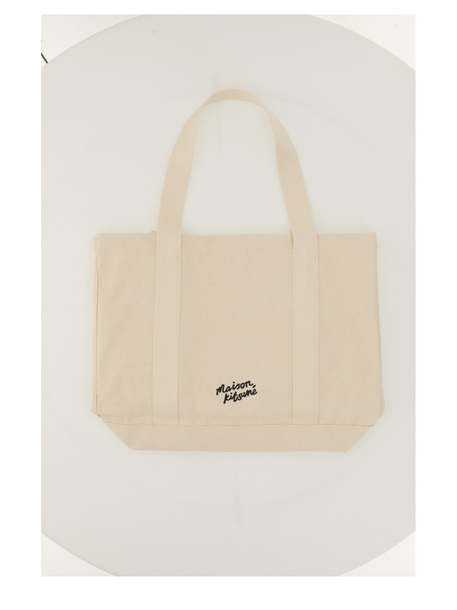 Maison Kitsuné Maison Kitsun Fox Head Print Bag In Powder