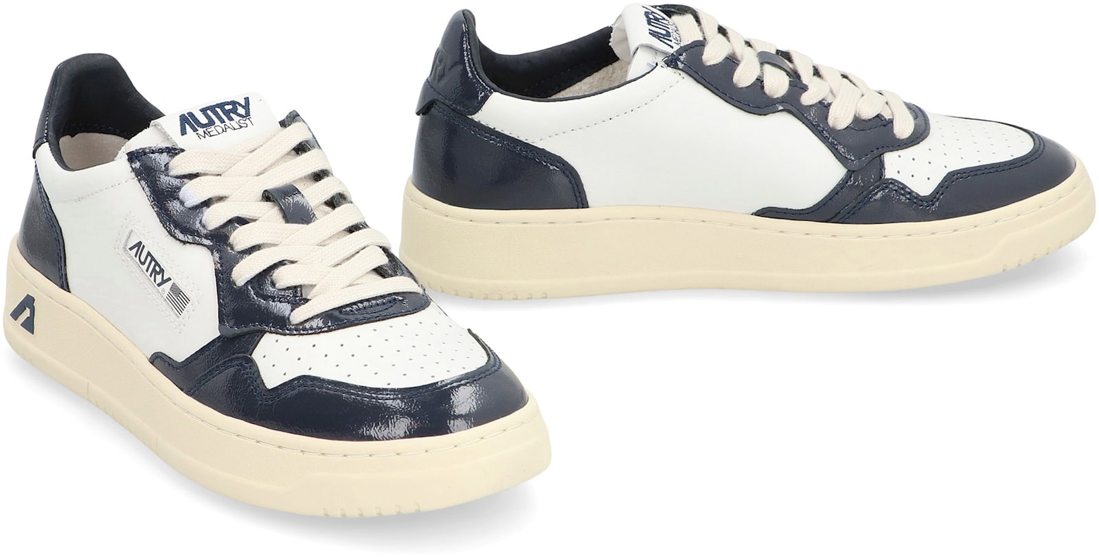 Autry Medalist Leather Low-top Sneakers In White