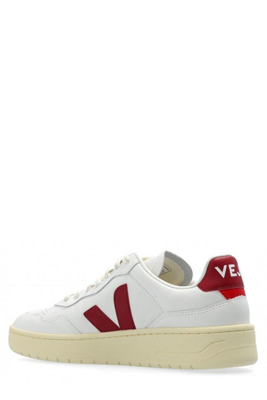 Veja Sneakers V-10 In White And Marsala Leather In White