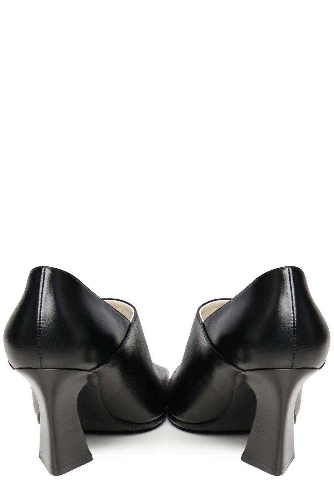 Bottega Veneta Lewis Leather Pumps In Black