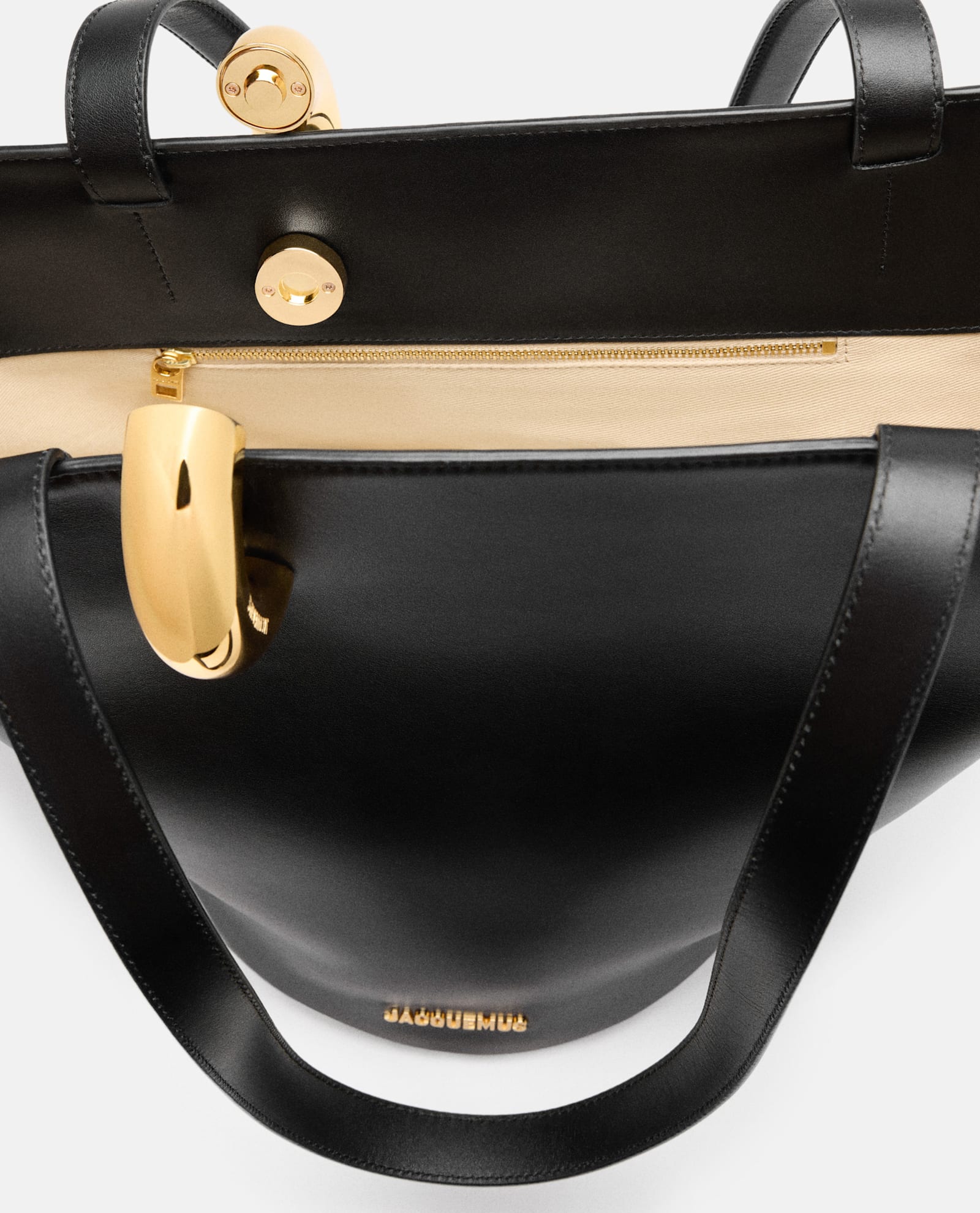 Jacquemus Le Bambola Moyen In Black