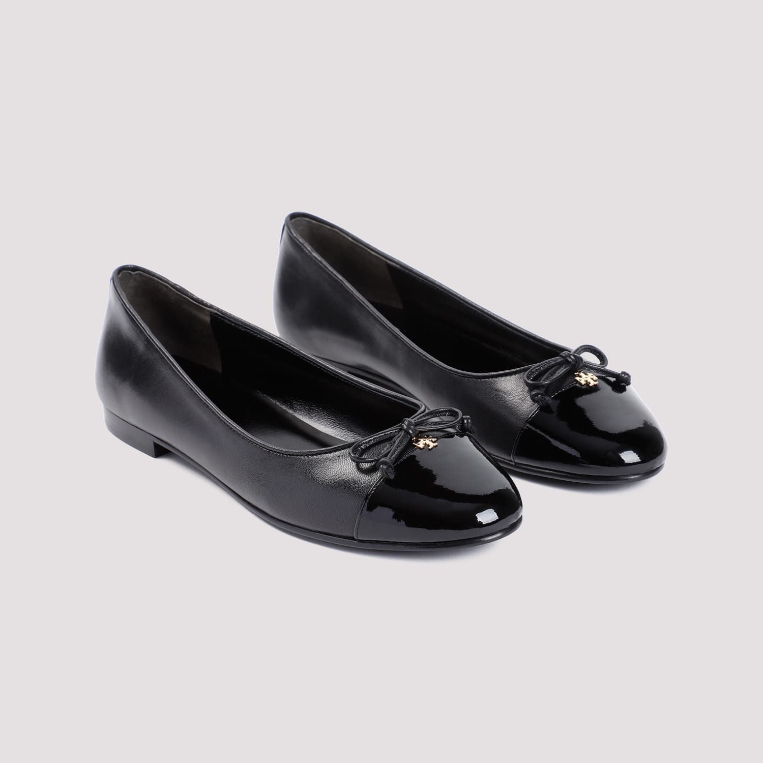 Shop Tory Burch Bow Ballet In Perfect Black