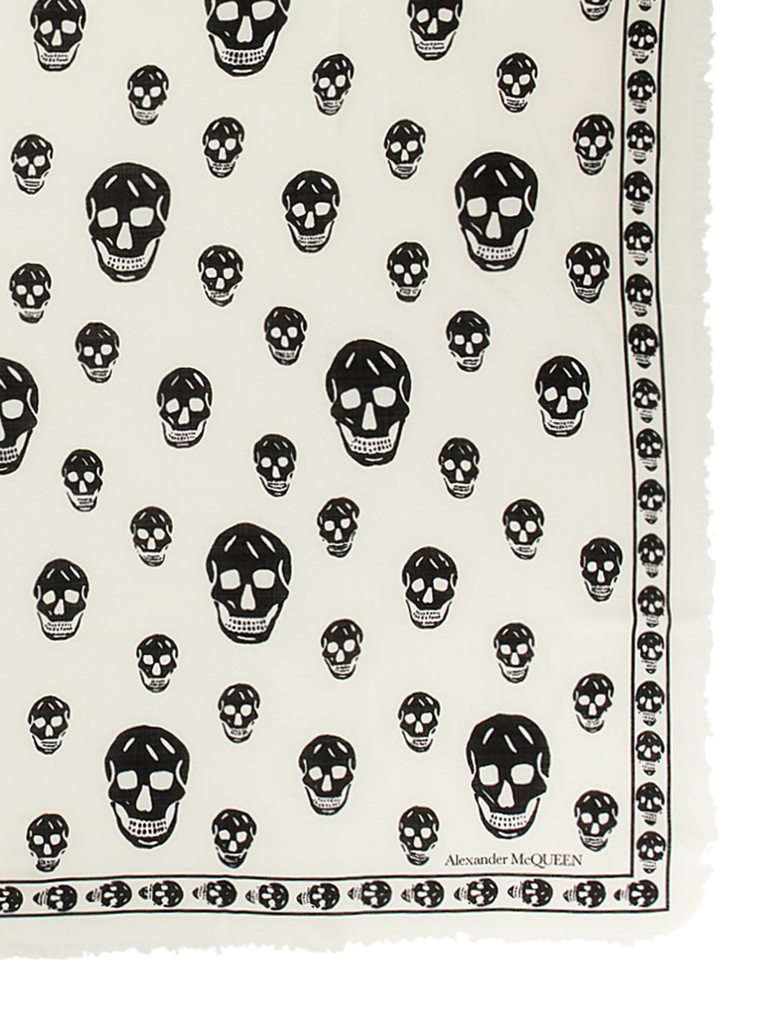 Alexander Mcqueen Alexander Mc Queen Biker Skull Wool Scarf In White
